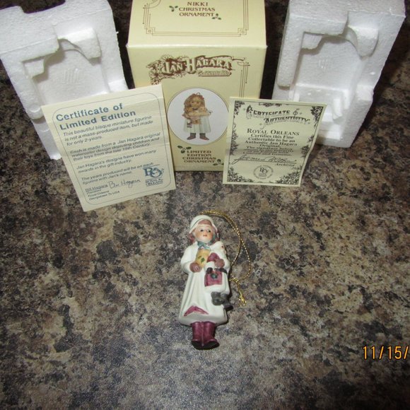 💰 3/$25.00 Authentic Jan Hagara Collectible Limited Edition Nikki Ornament NIB - Picture 6 of 9